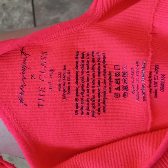 🔥 NWOT!! 🔥 Free People Happiness Runs scoop neck sport bra Size M/L - Picture 9 of 12